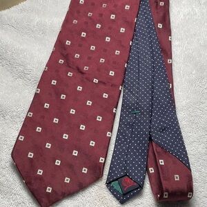 Fashion forward burgundy, blue and white Tommy Hilfiger tie.